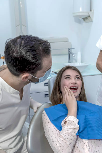 Best Weekend Emergency Dentist in Old Saybrook Center, CT